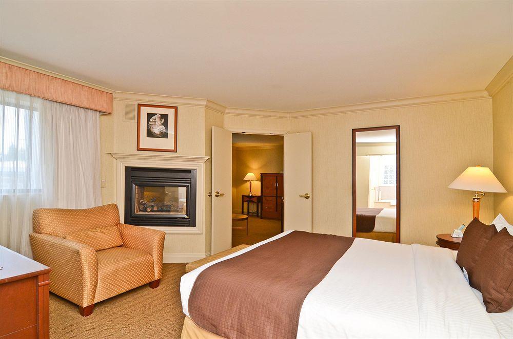 Best Western Plus All Suites Inn Santa Cruz Ruang foto