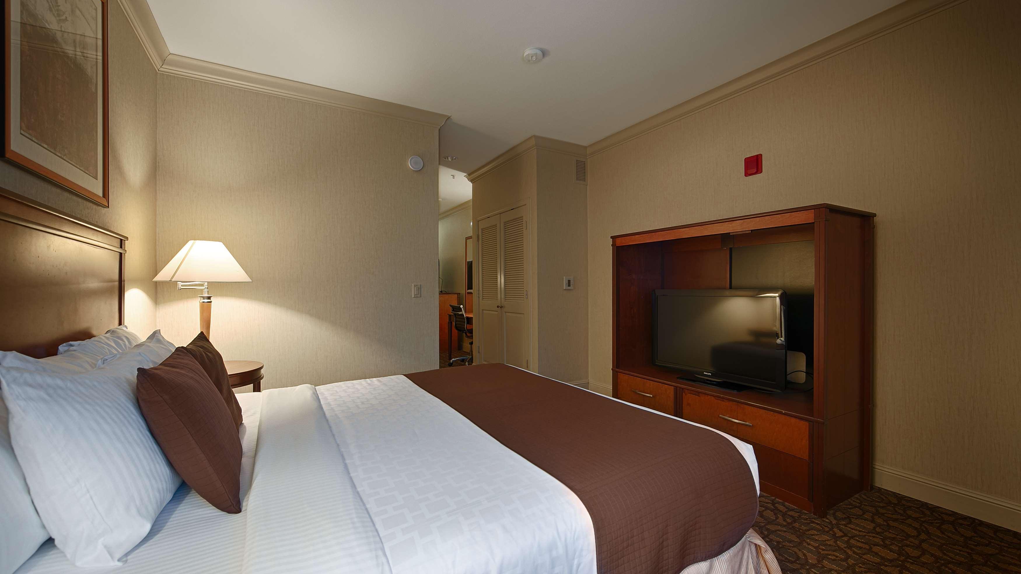 Best Western Plus All Suites Inn Santa Cruz Bagian luar foto
