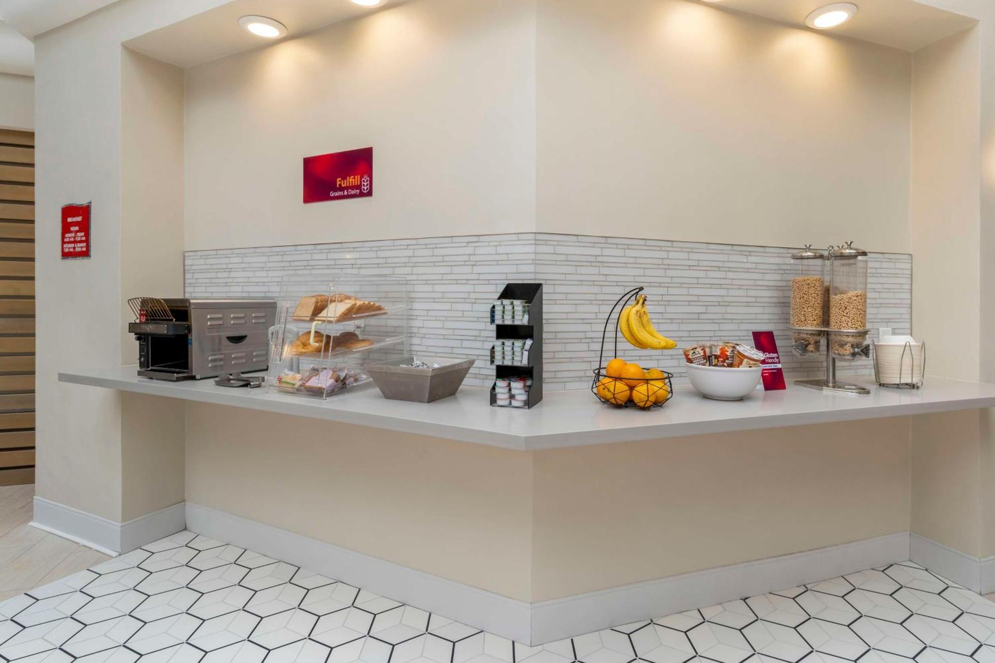 Best Western Plus All Suites Inn Santa Cruz Bagian luar foto