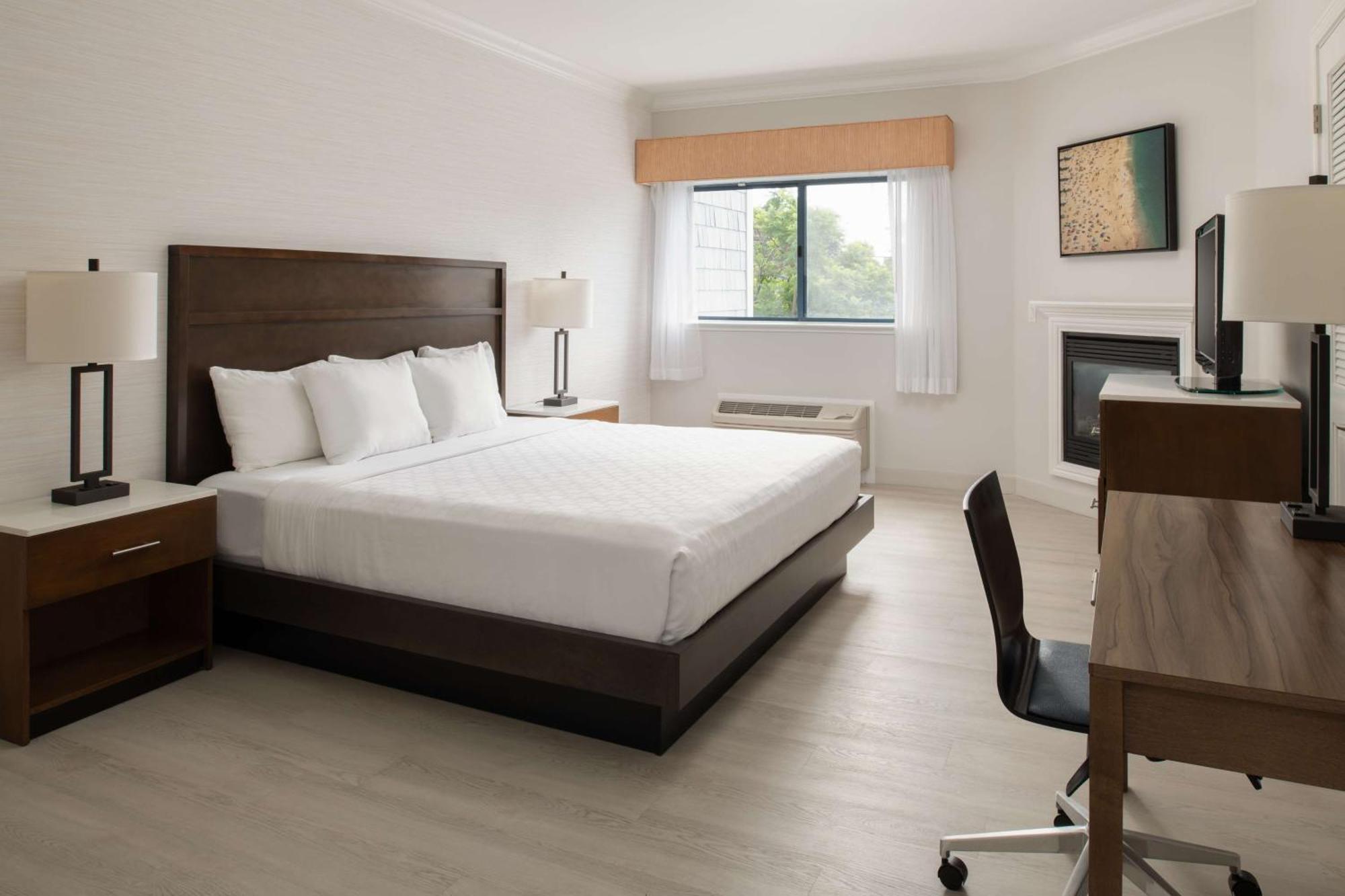 Best Western Plus All Suites Inn Santa Cruz Bagian luar foto