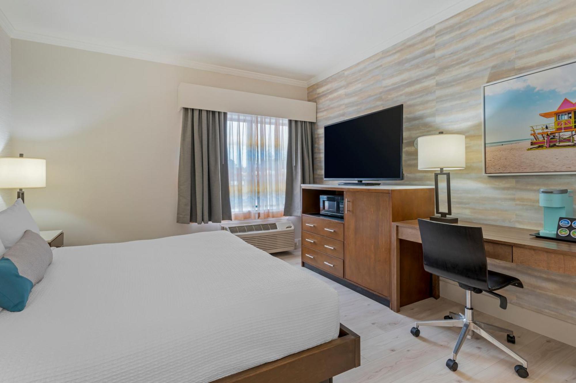 Best Western Plus All Suites Inn Santa Cruz Bagian luar foto
